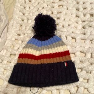 Tommy Hilfiger winter hat.